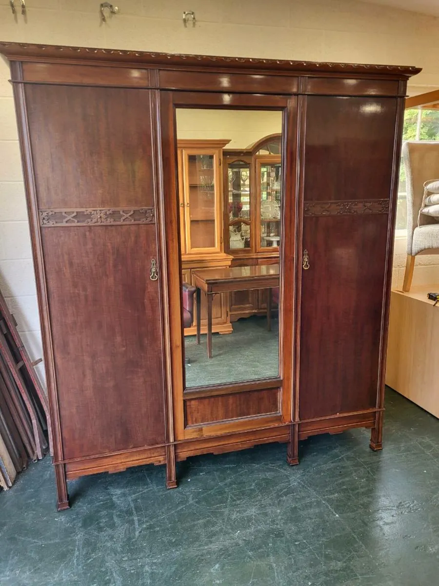 Lovely large triple wardrobe - Image 1
