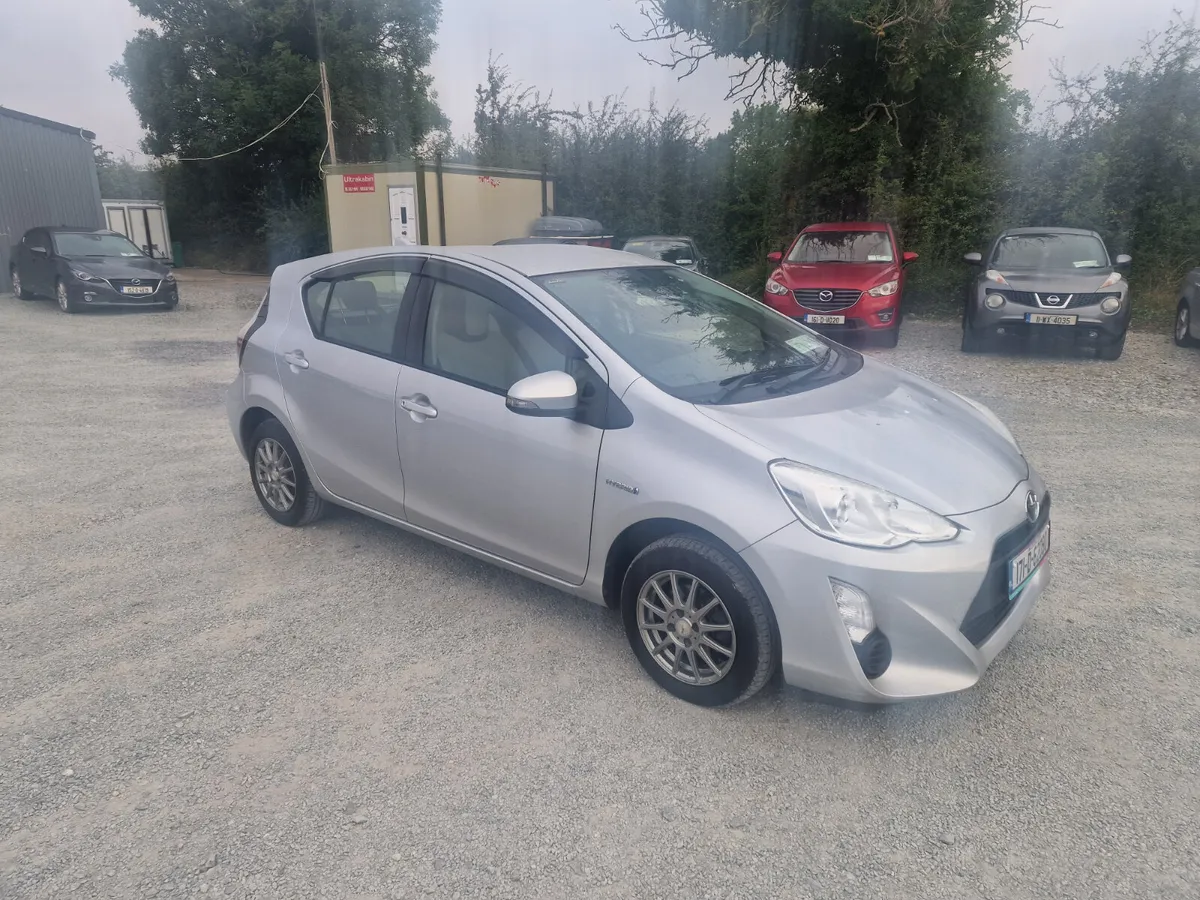 17 Toyota Aqua HYBRID..AUTOMATIC - Image 1