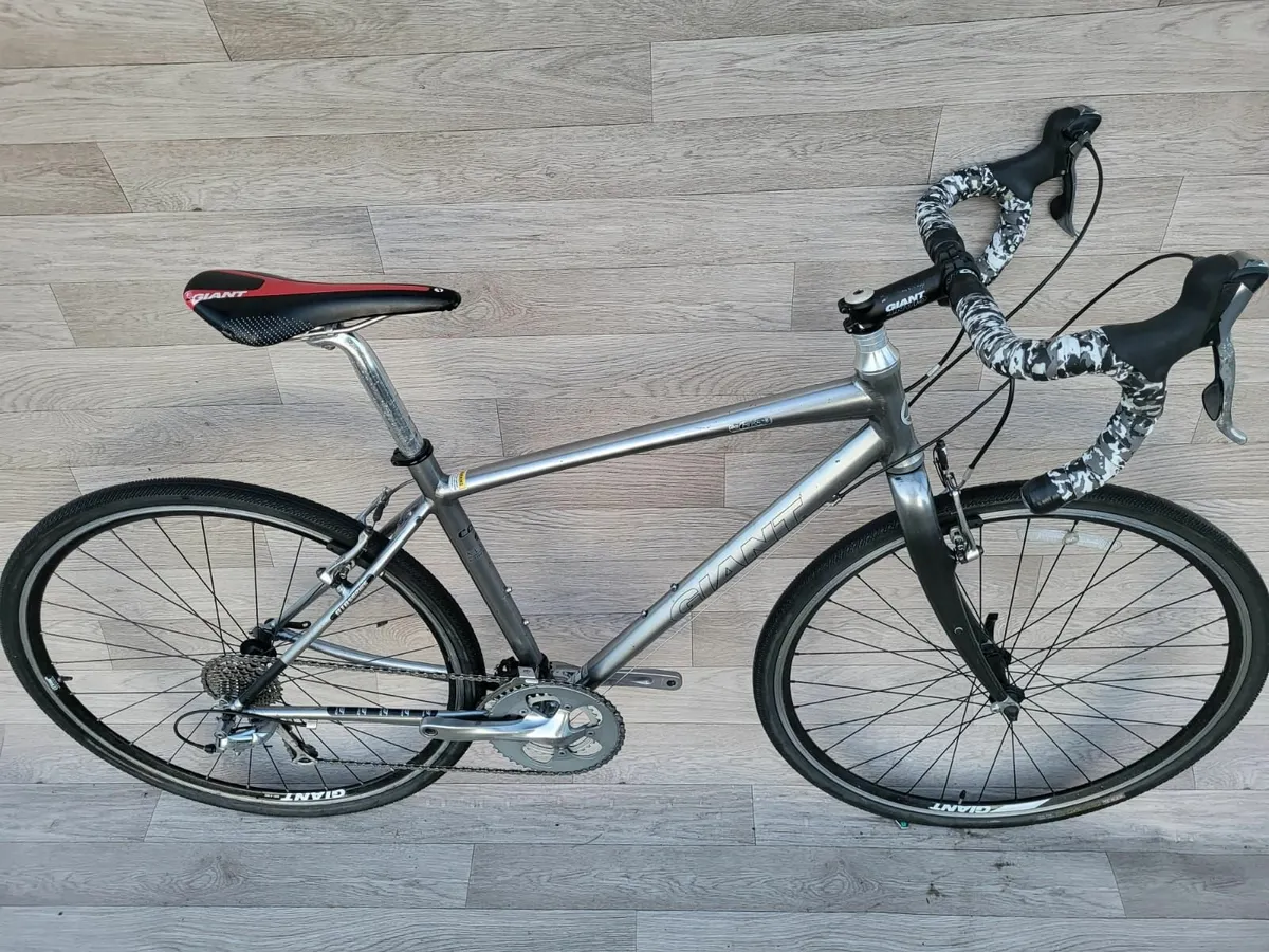 Giant CRS, CROSS,  GRAVEL BIKE - Image 4
