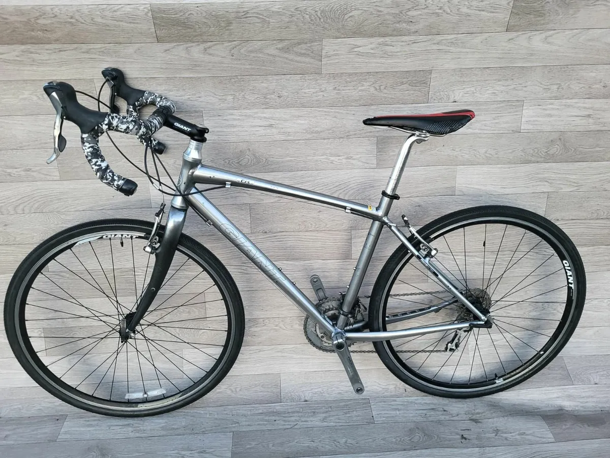 Giant CRS, CROSS,  GRAVEL BIKE - Image 2