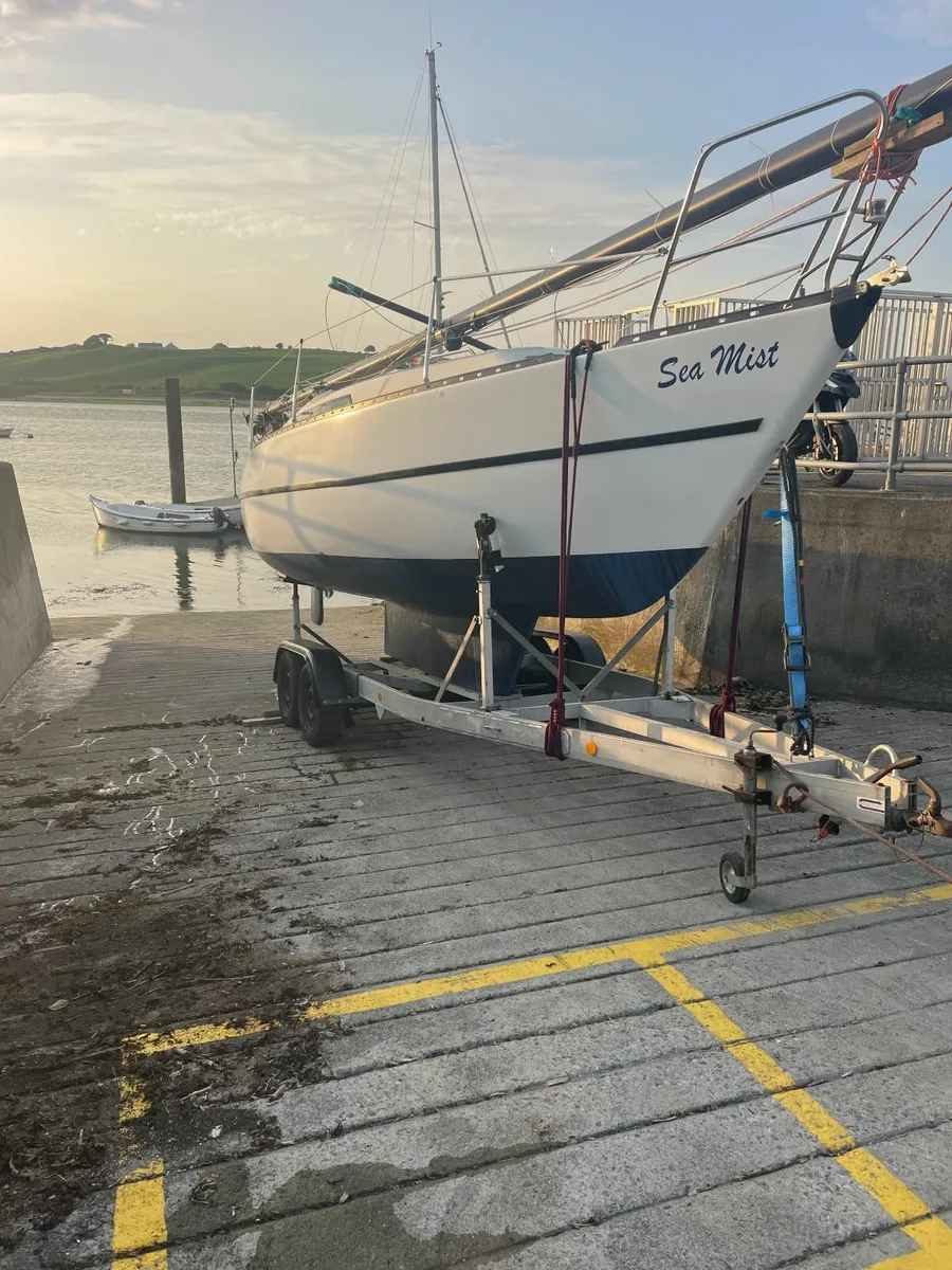 1984 Nepyun 27ft shallow keel (encapsulated keel) - Image 3