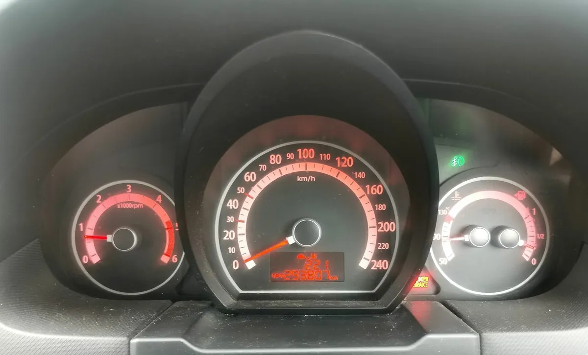 Kia Ceed 2011 - Image 3