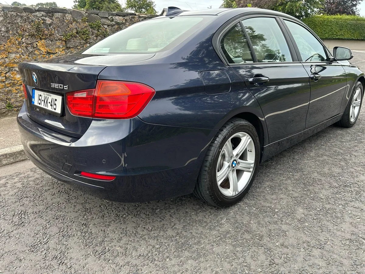 BMW 320d X Drive Automatic 2015 - Image 4