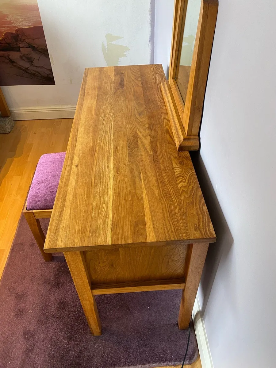 Solid oak dresser - Image 1
