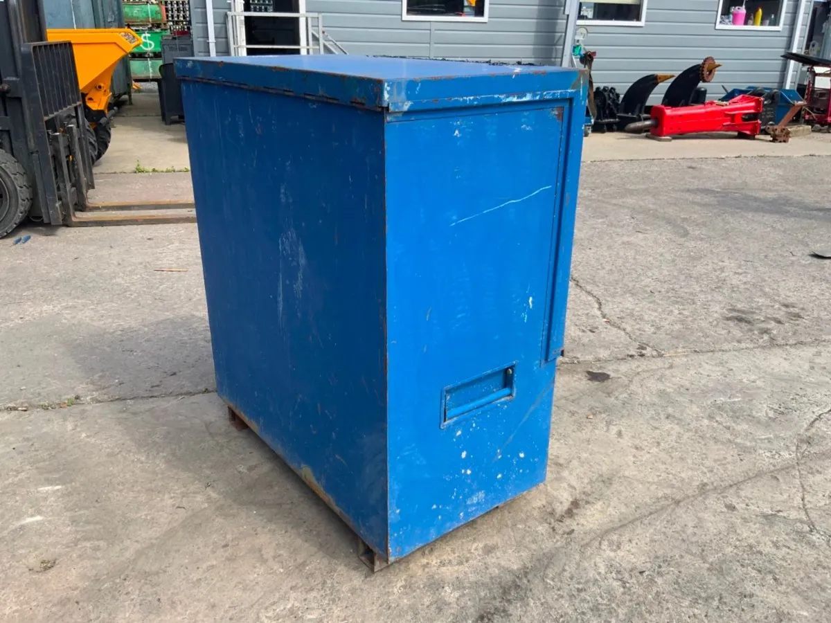 DOUBLE HEIGHT TOOL STORAGE CHEST.....259-1. - Image 4
