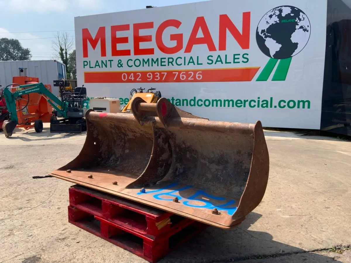 72" GRADING BUCKET......65mm PINS.........165w. - Image 1