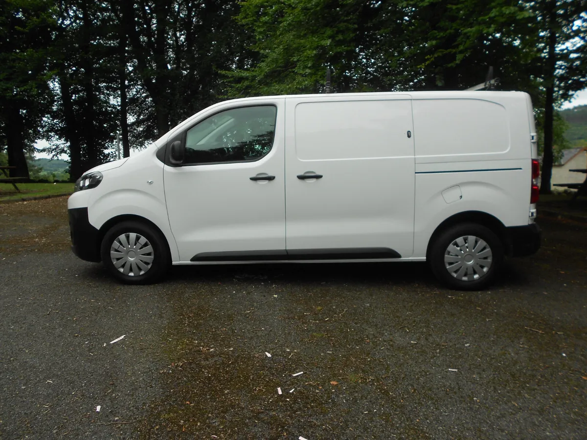 Citroen Dispatch 2021 - Image 3