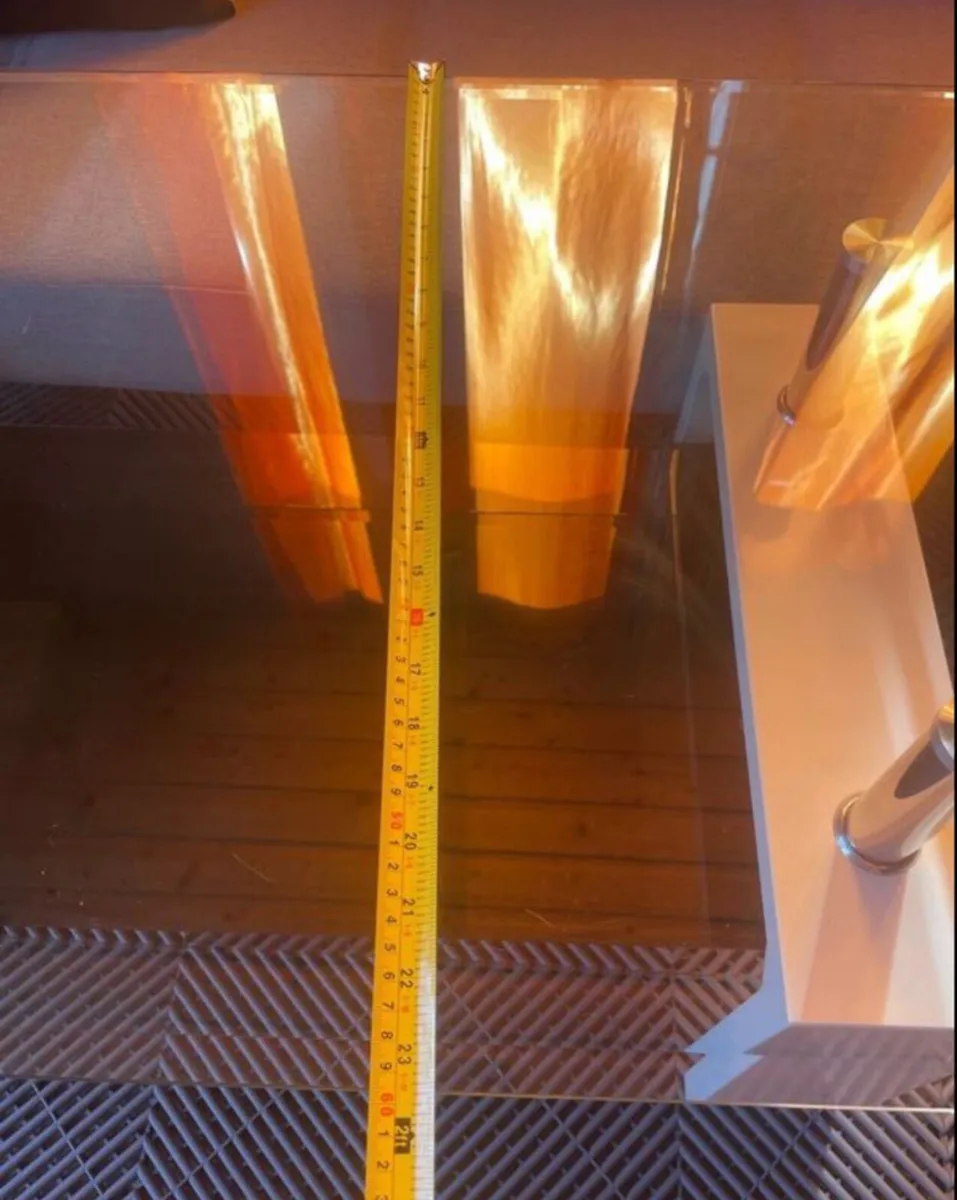 Glass coffee table - Image 3