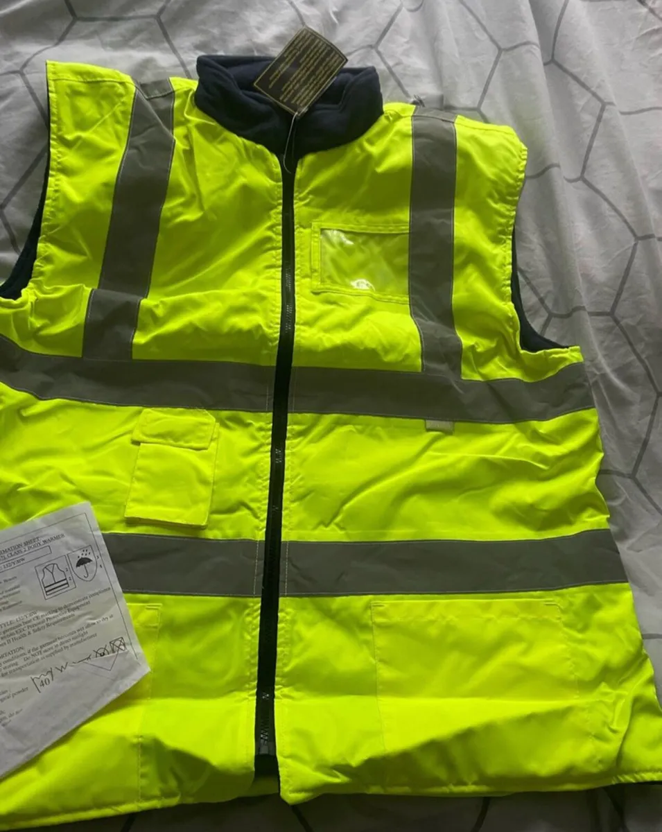 Set of 3 High Visibility Safety Vests Brand News - Image 2