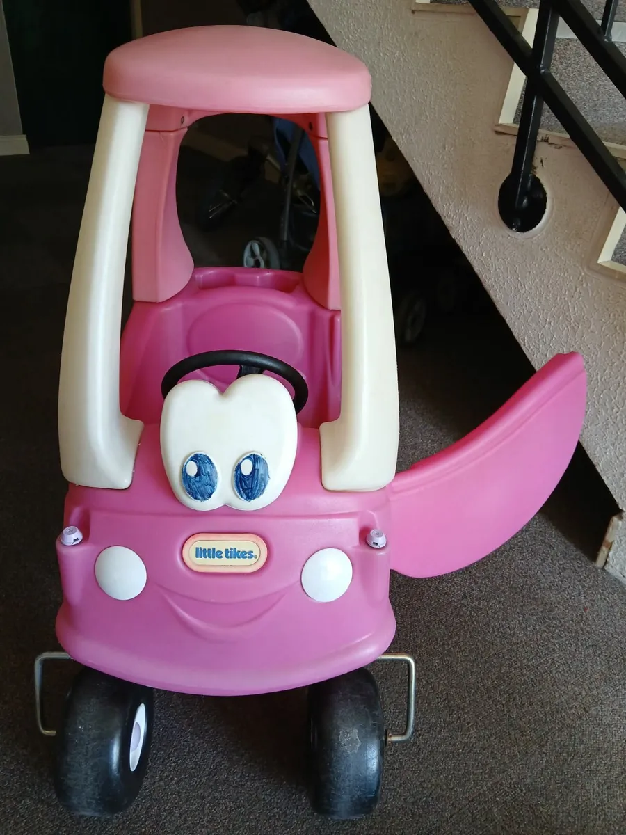 Little Tikes Cozy Coupé Rosy. Push-On Car - Image 2