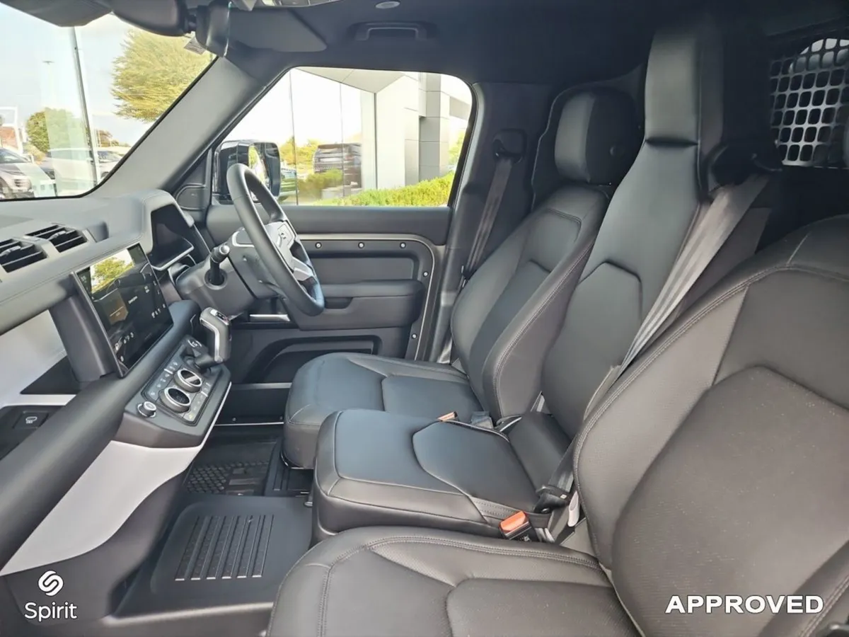 Land Rover Defender 3 Seat Defender 3.0 D S Campa - Image 4