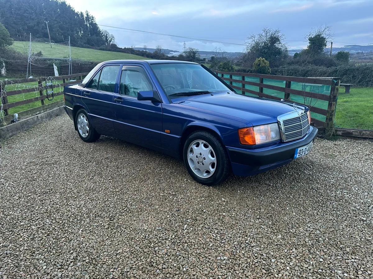 Selection of Mercedes Collectable Cars - Image 3
