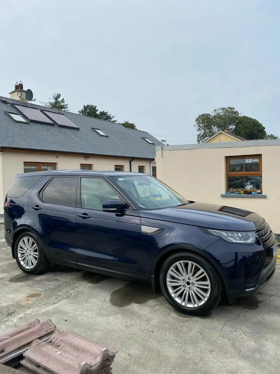 Land Rover Discovery 2019 - Image 1