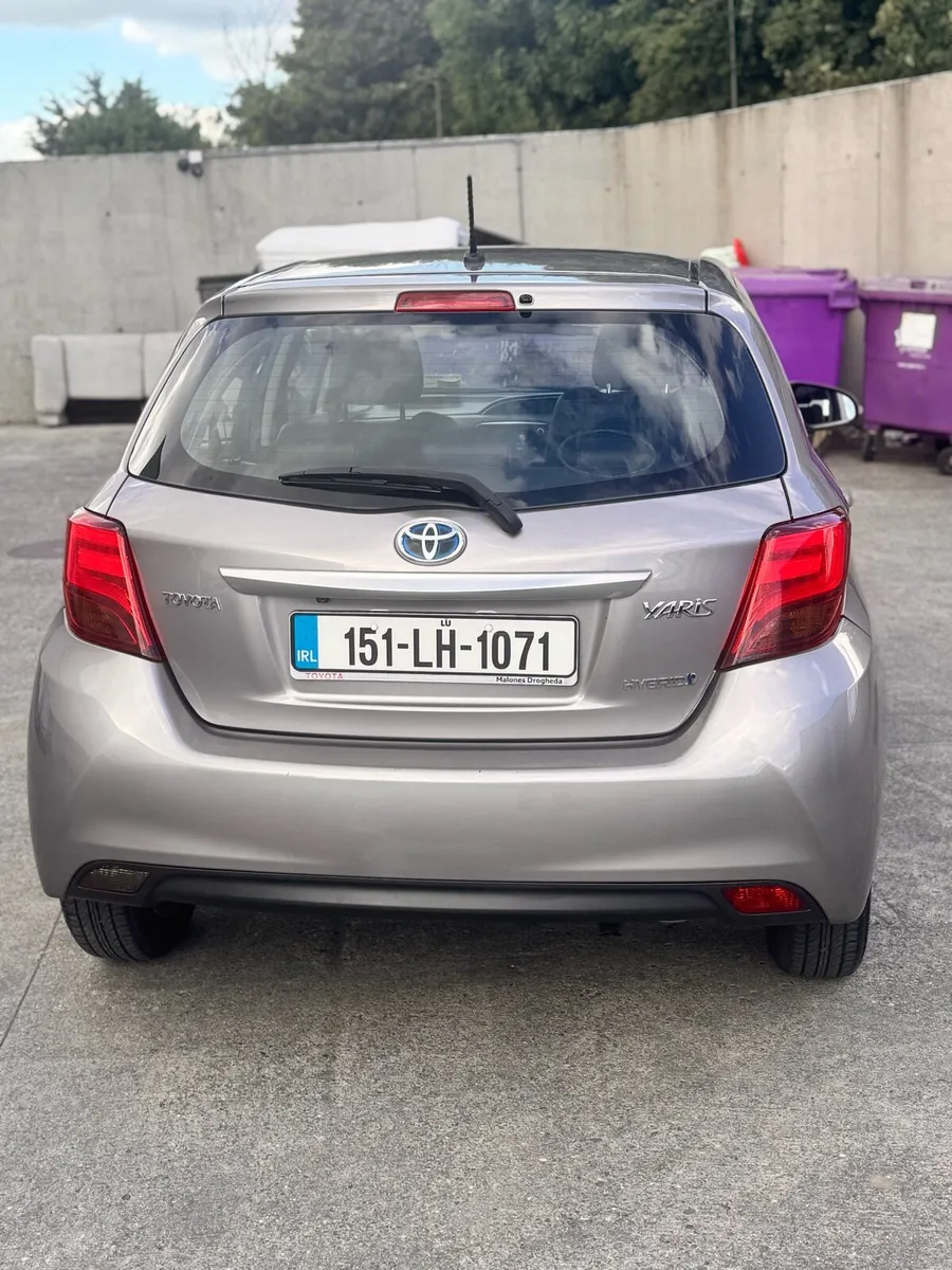 Toyota yaris - Image 4