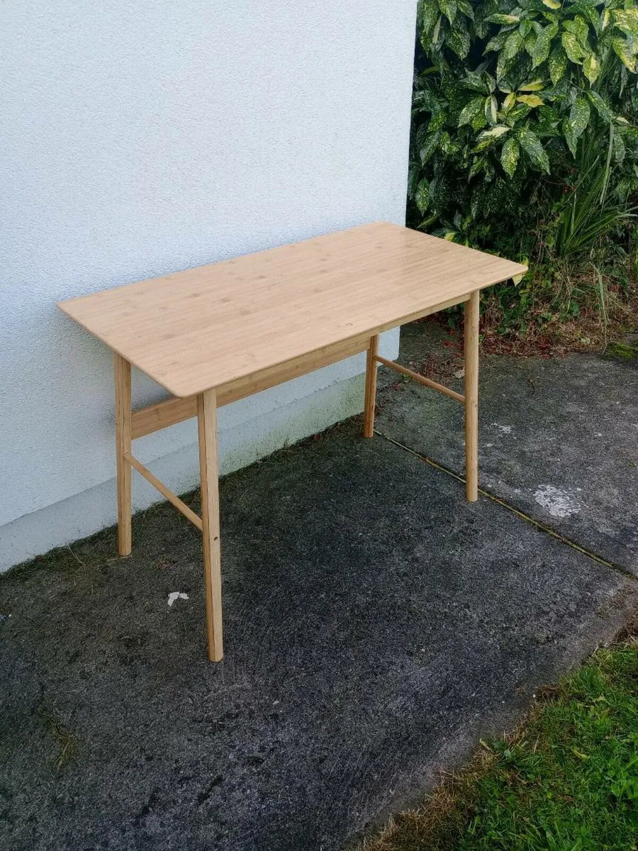 Pine desk