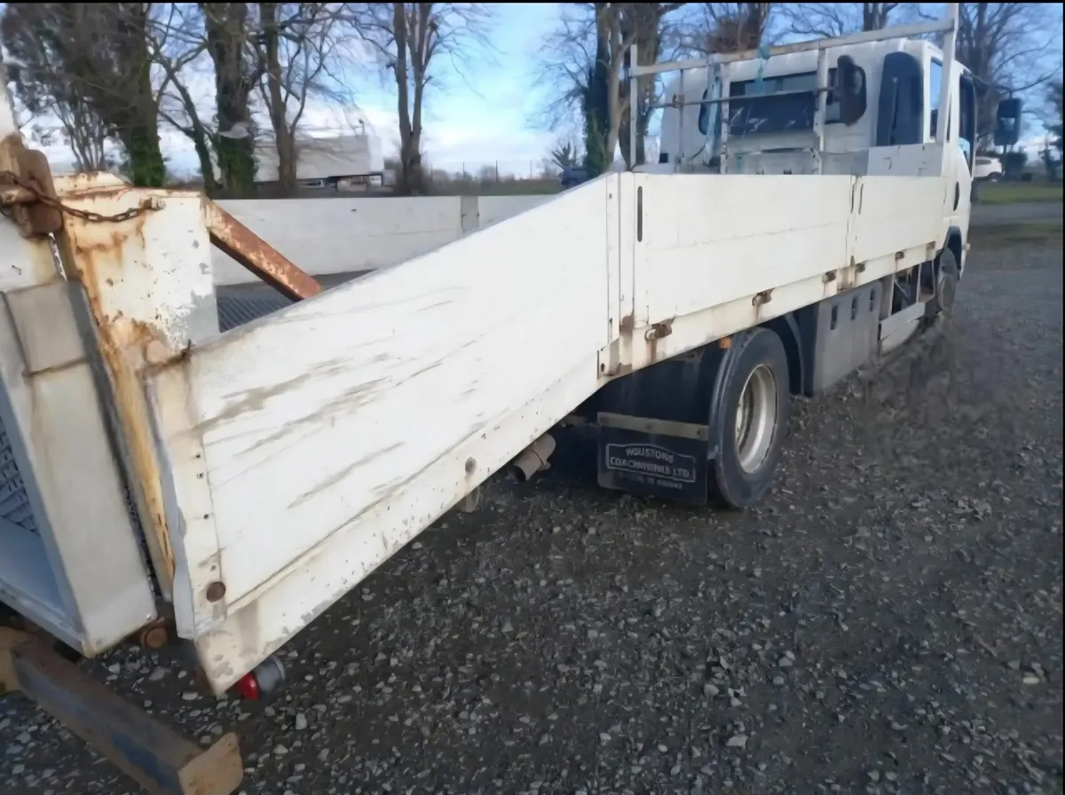ISUZU NPR BEAVER TAIL TRUCK. PLANT RECOVERY TRUCK - Image 2