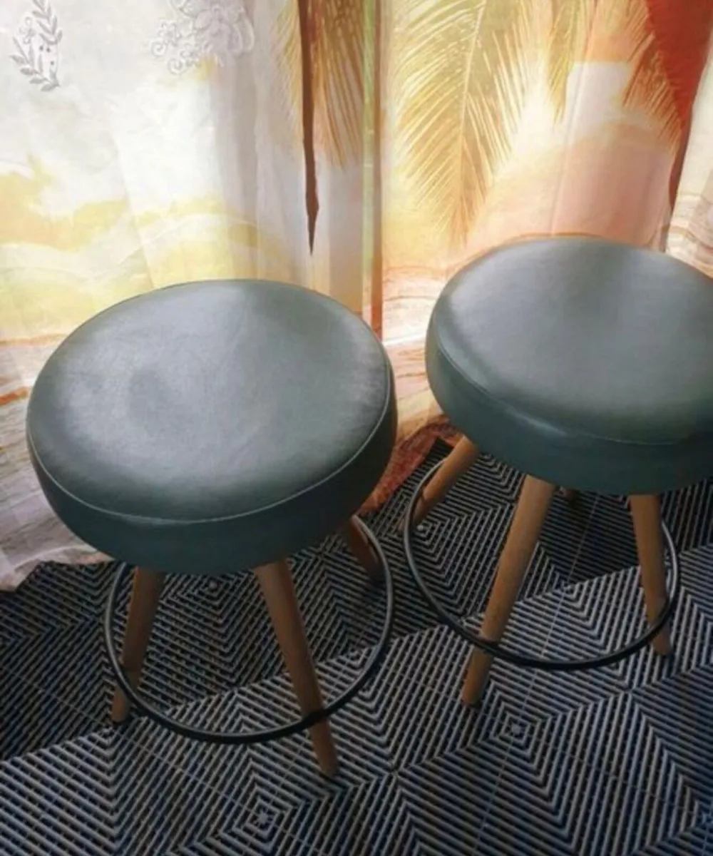 2 bar kitchen chairs stools - Image 2