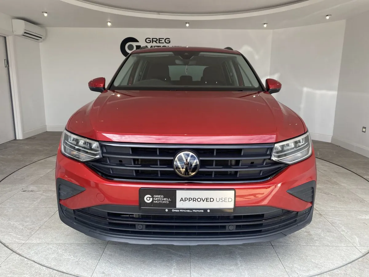 Volkswagen Tiguan 2022 - Image 2