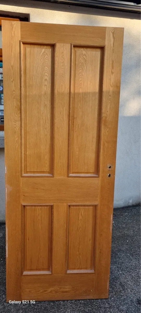 2 solid Oak doors - Image 1