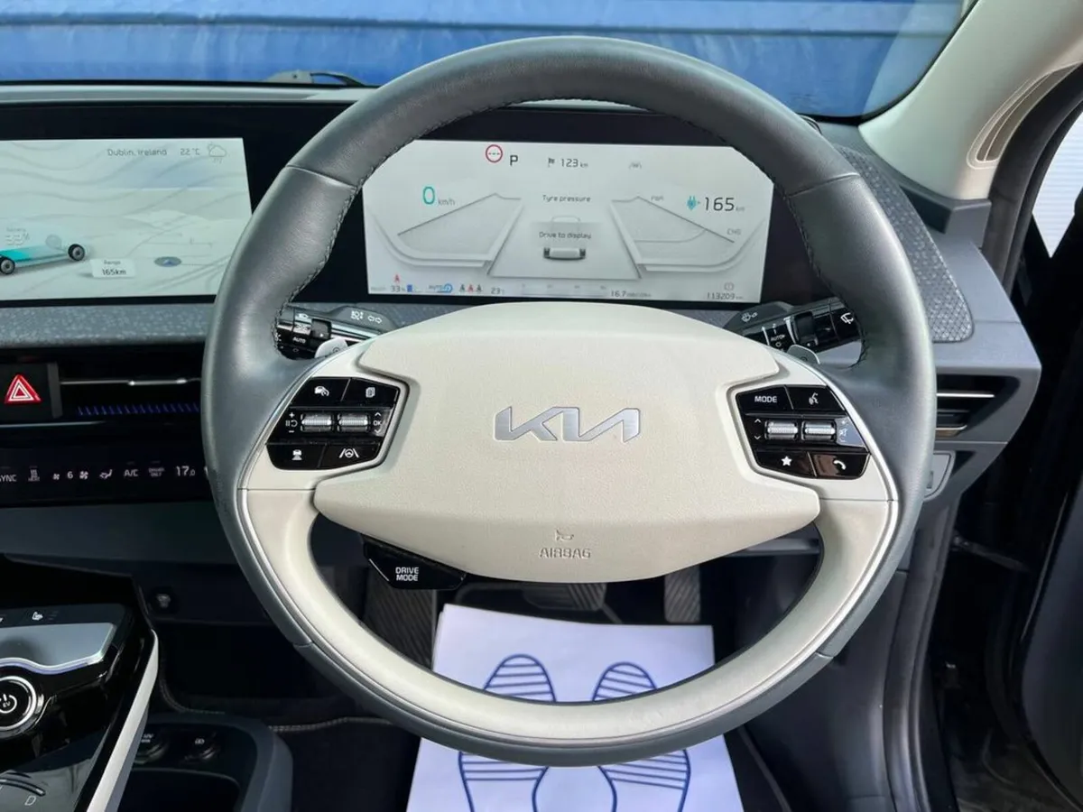 Kia EV6 *ARRIVING INTO STOCK SOON - CONTACT THE SA - Image 4