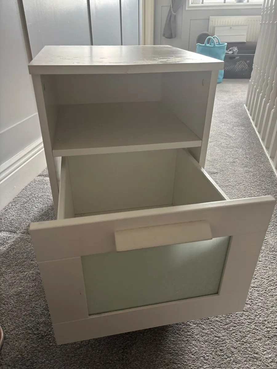 Locker - Image 2