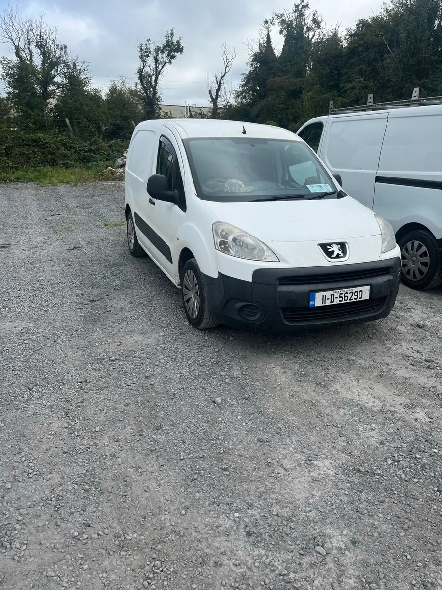 Peugeot Partner - Image 1