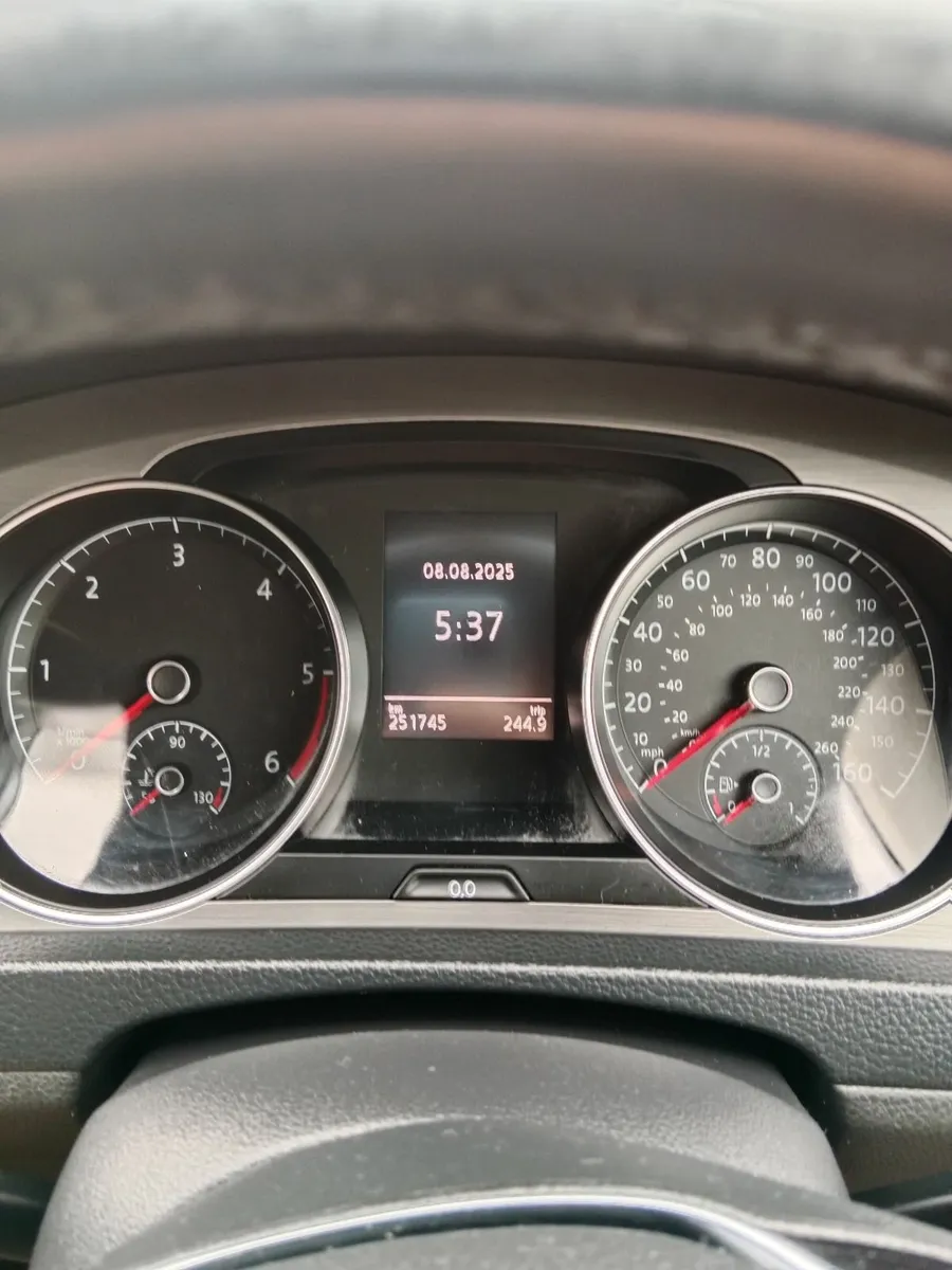 Volkswagen Golf 2013 - Image 3