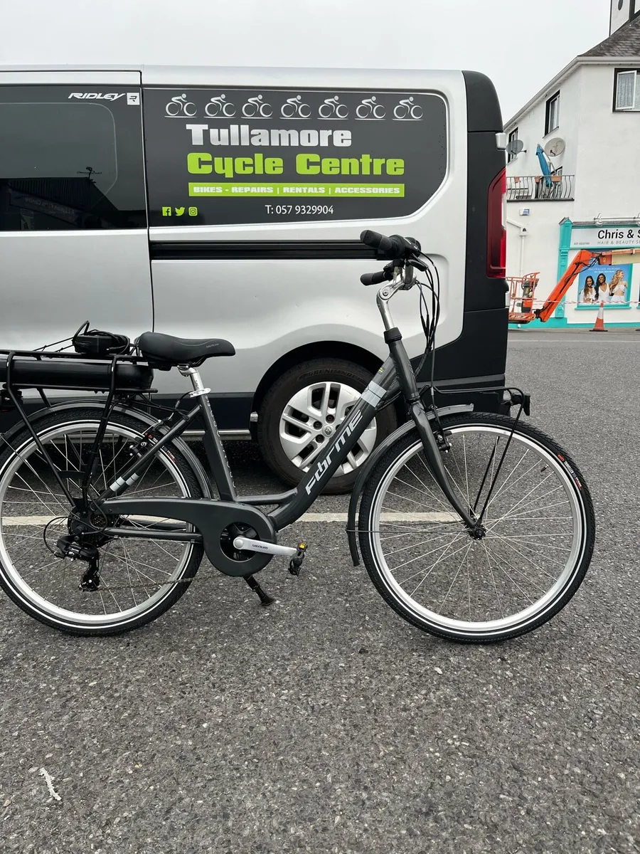 His and Hers E bikes NEW - Image 3