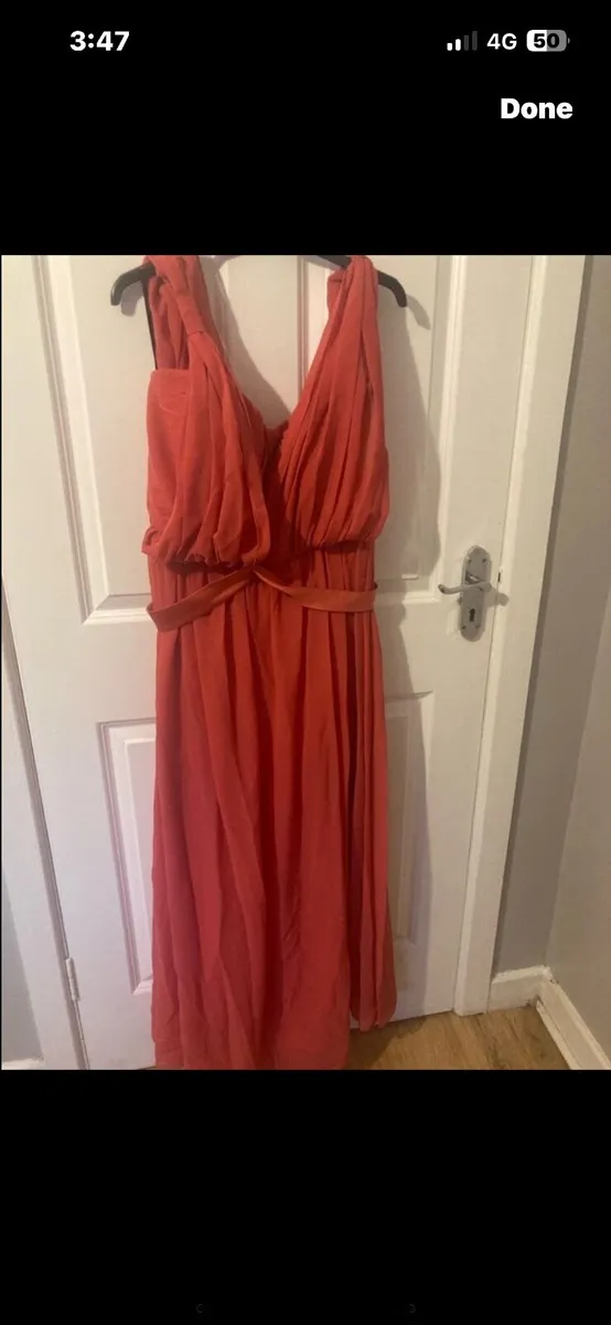 Debs Dresses sm -  L - Image 4