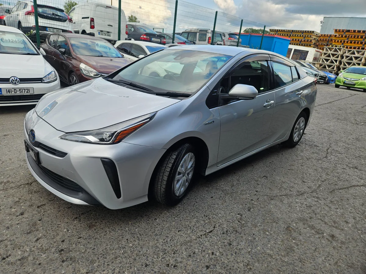 2020 Toyota Prius Hybrid Automatic - Image 3