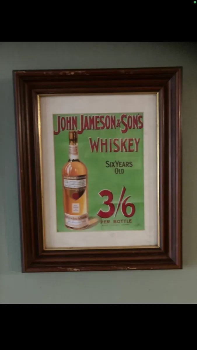 Pub memorabilia - Image 3