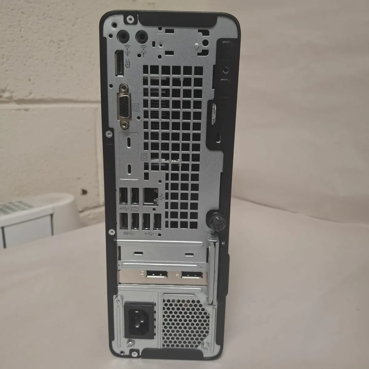 Hp Prodesk 400 G6 Sff Desktop | I7-9700 Amd Radeon - Image 3