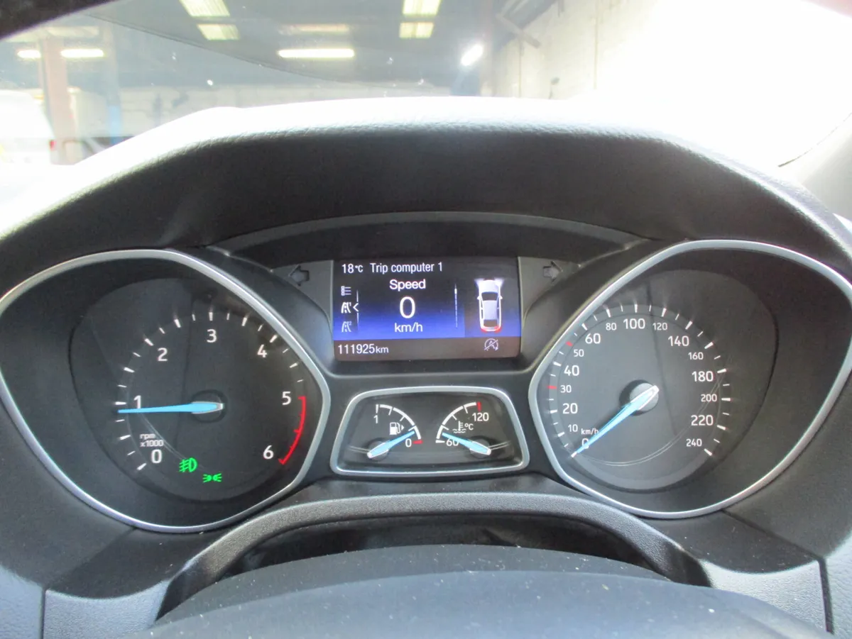 Ford Focus 2017 1.5 TDCI STLINE 120PS - Image 3