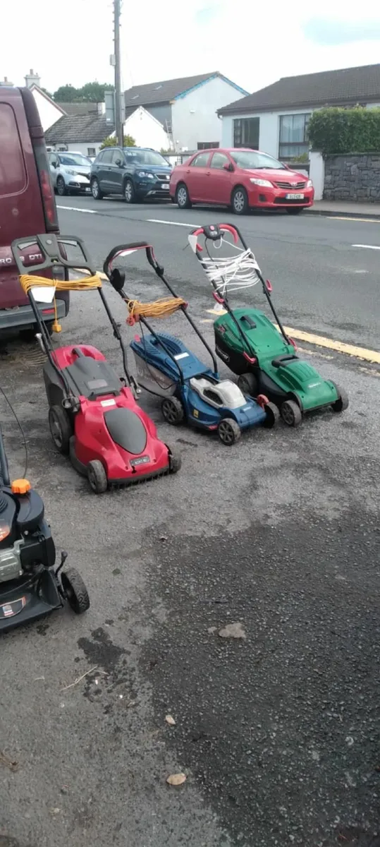 4 Electric lawnmower working perfectly - Image 1
