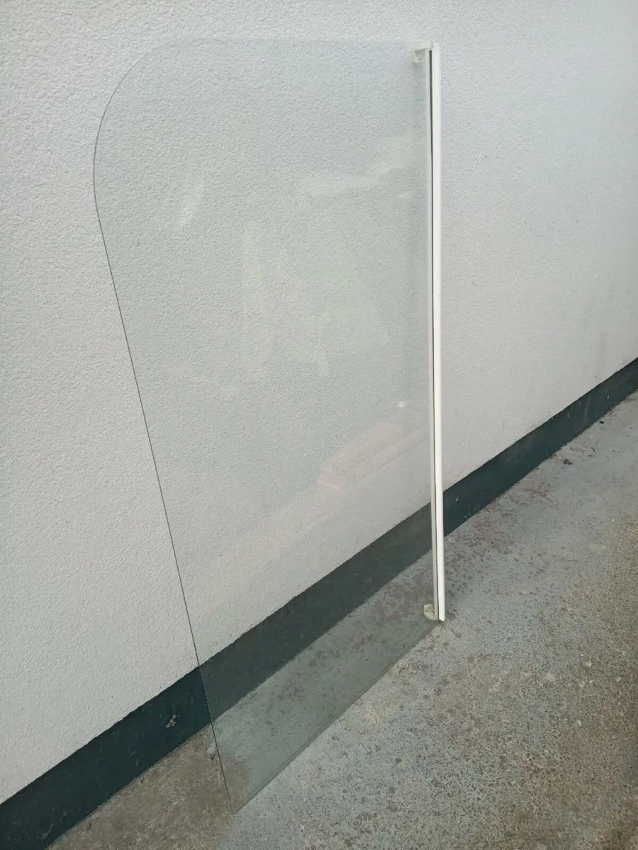 Shower screen for bath - Image 1