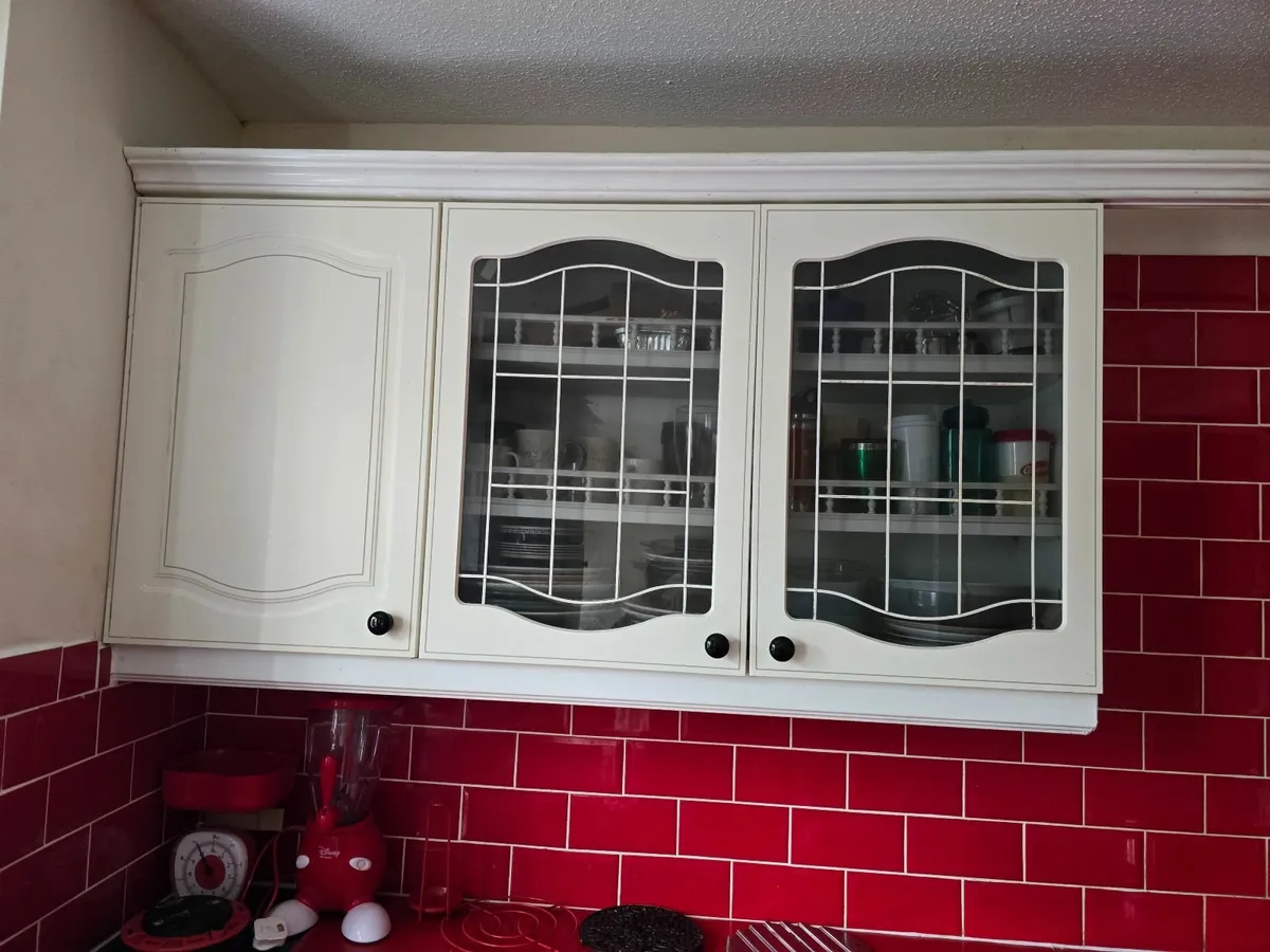 Double room in a beautiful house for rent - Image 3