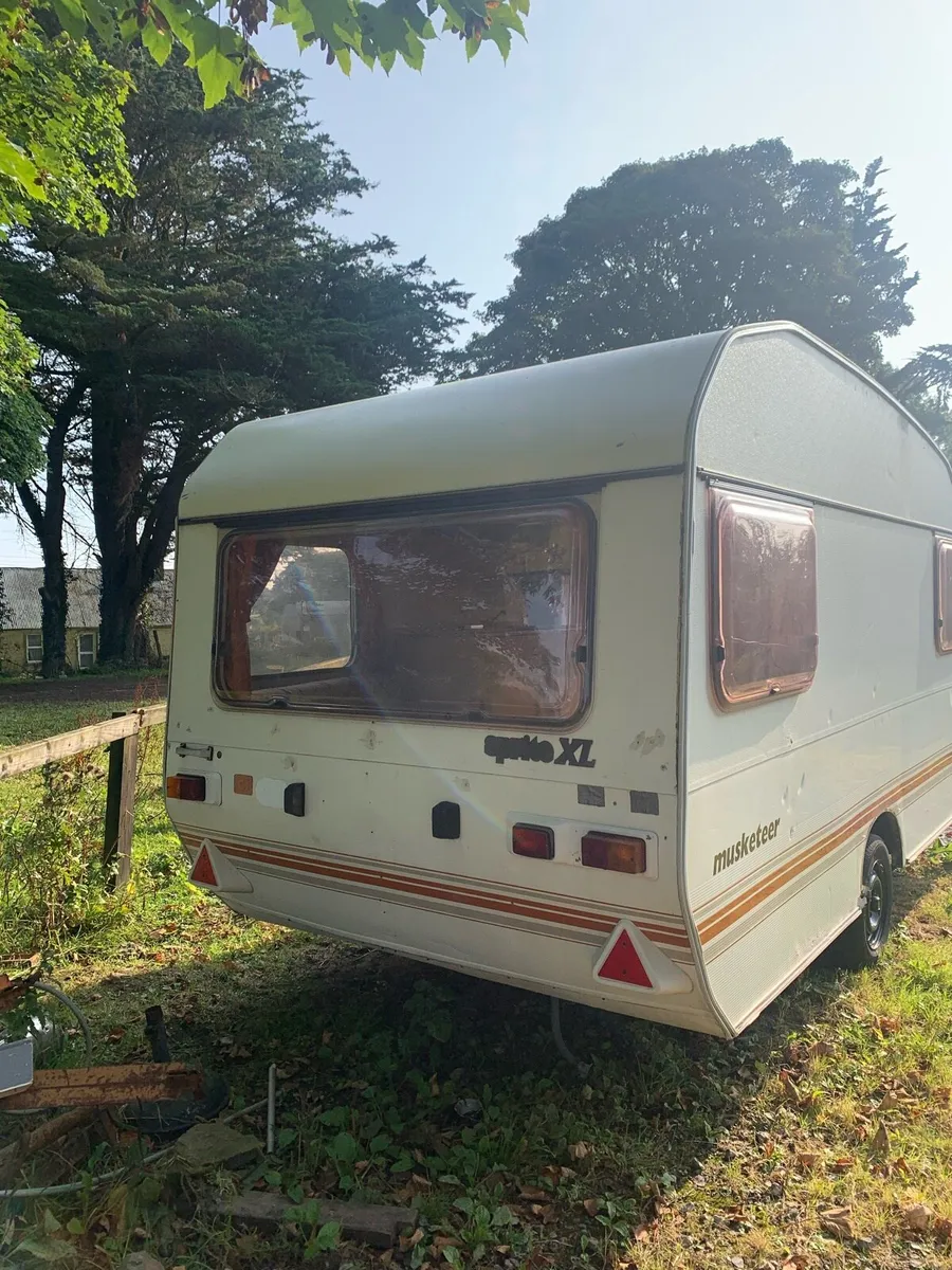 Caravan - Image 3