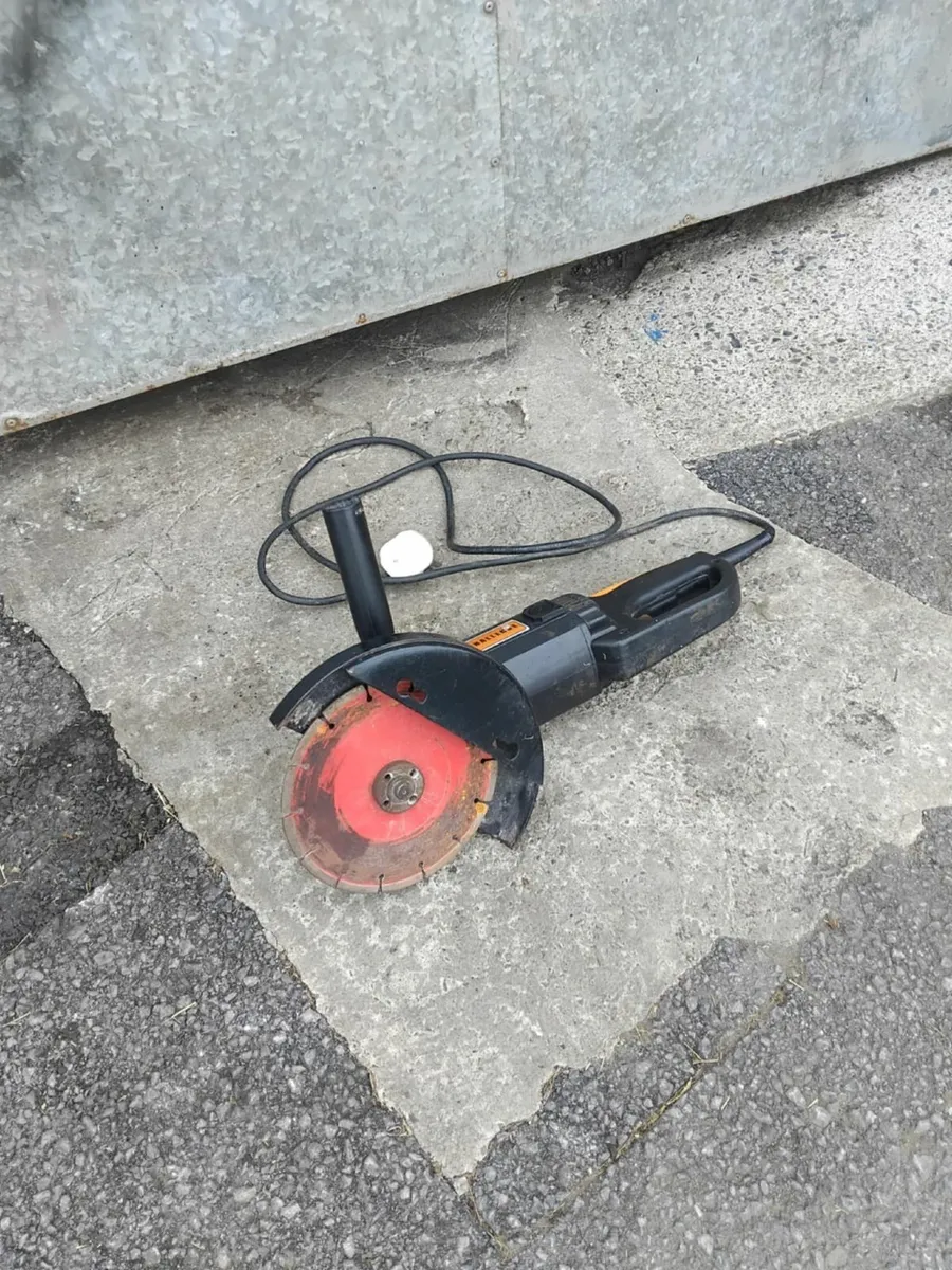 Big angle grinder working perfect - Image 1