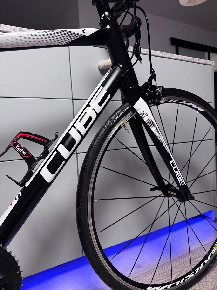 CUBE CLS Race Road Bike Shimano Ultegra - Image 3