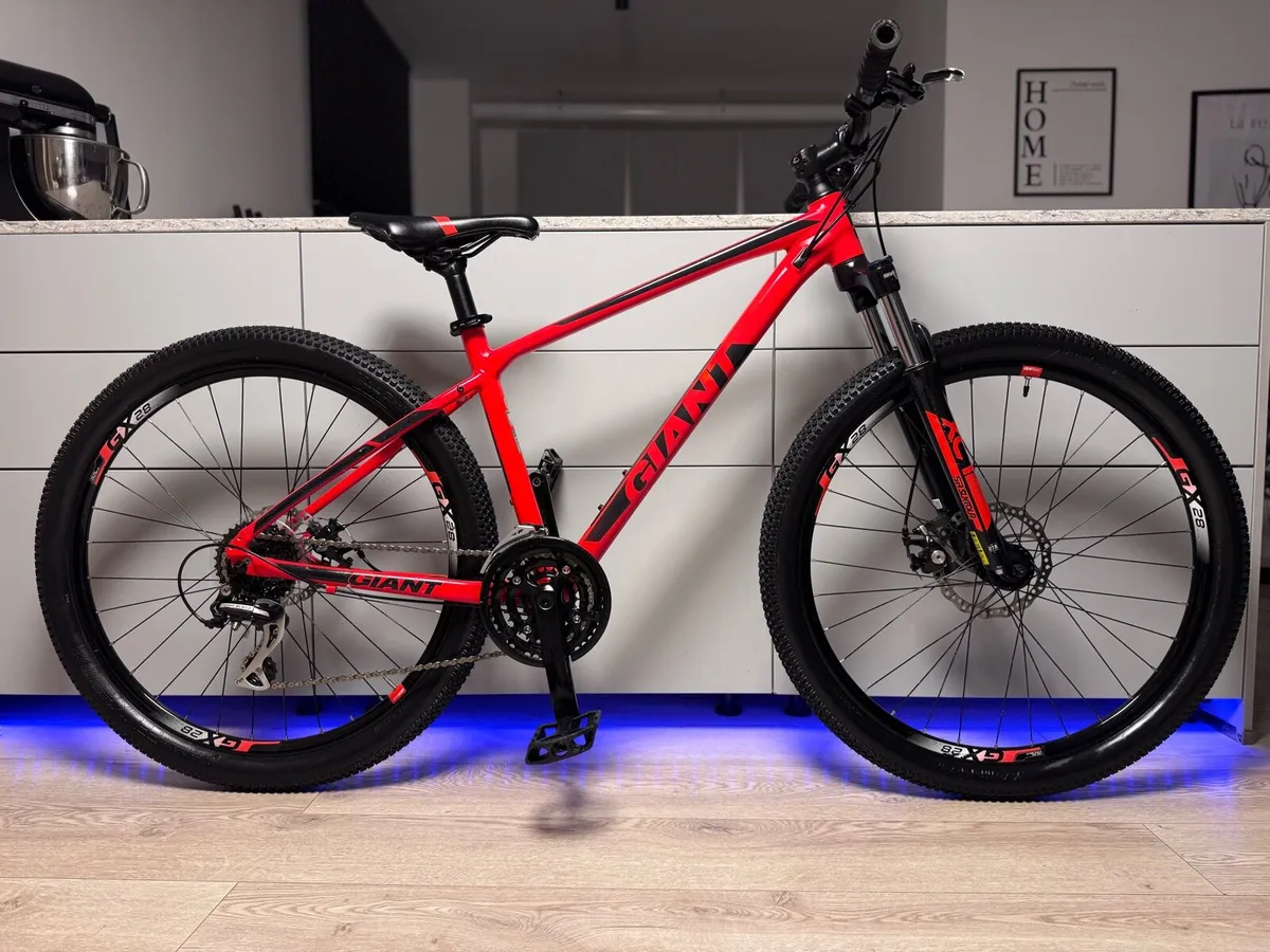 Giant ATX Mountain Bike - Image 1