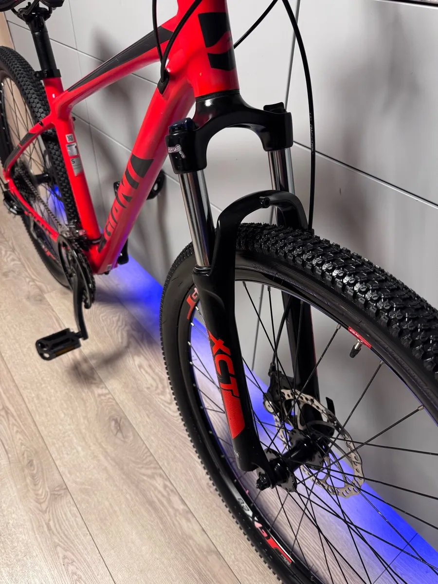 Giant ATX Mountain Bike - Image 4