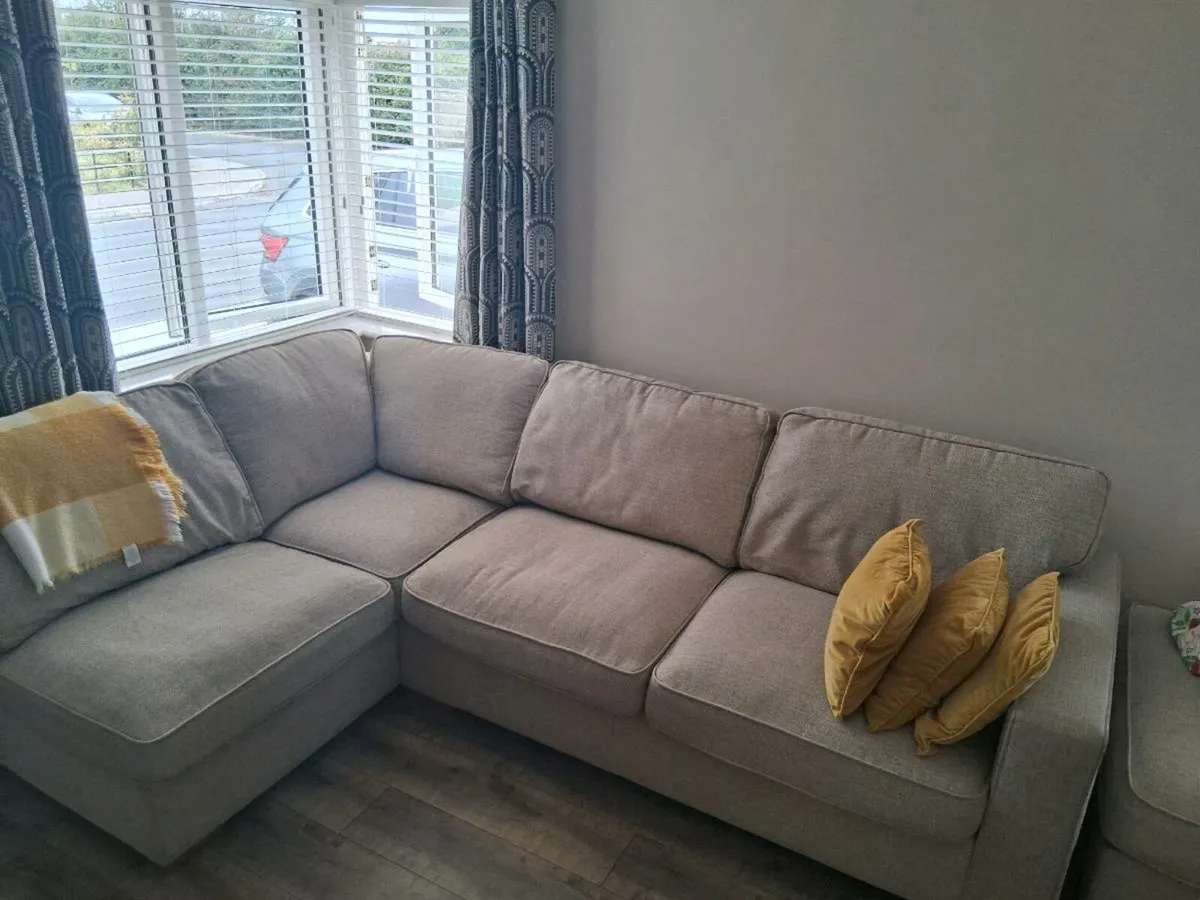 L sofa foot puff love seat - Image 1