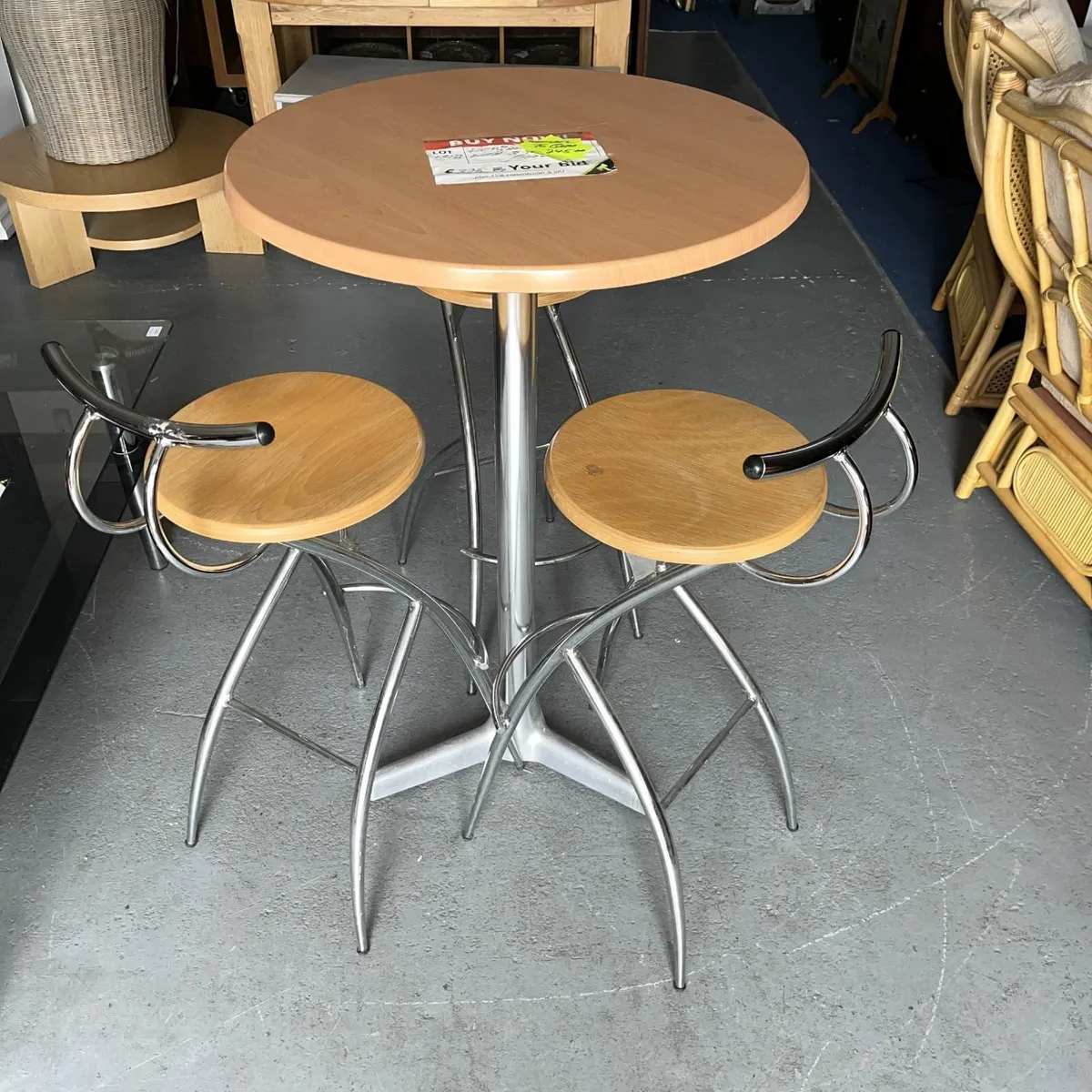 Designer Bar Table with 3 stunning Airone Stools - Image 1