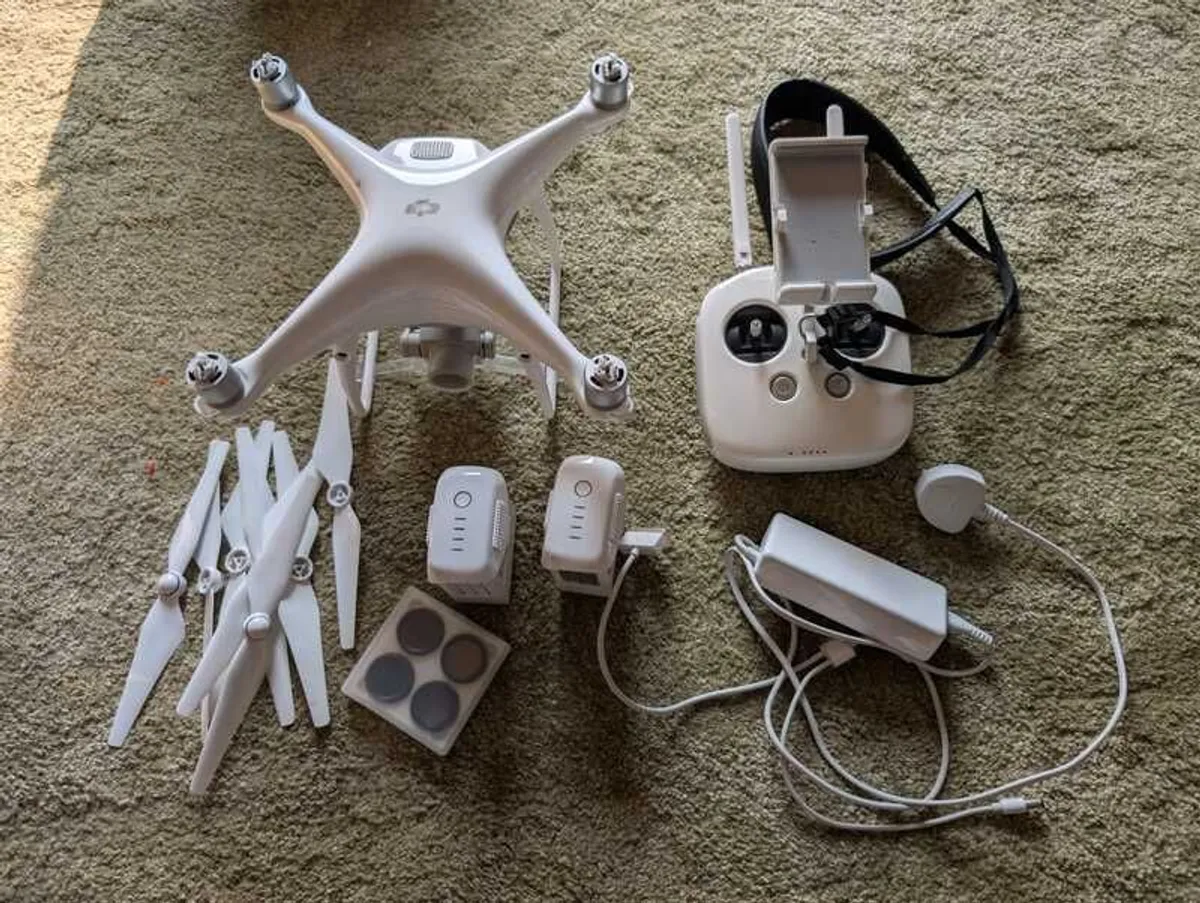 DJI Phantom 4 Drone