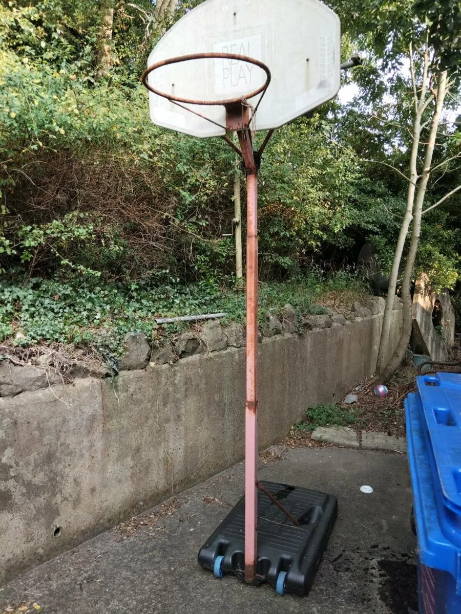 Basketball Hoop - Image 2