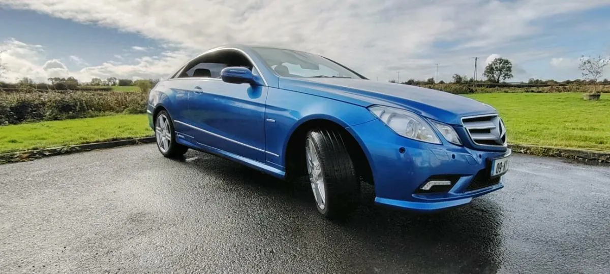 Mercedes sport coupe - Image 1