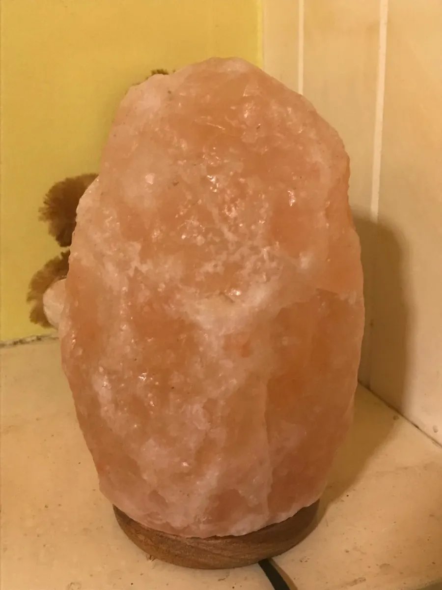 Salt lamp