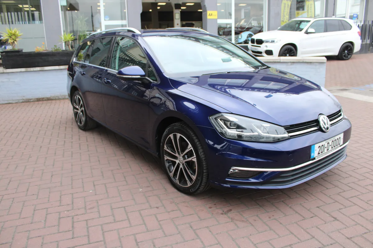 VOLKSWAGEN GOLF 2.0 TDI COMFORTLINE PLUS 5DR ESTA - Image 1