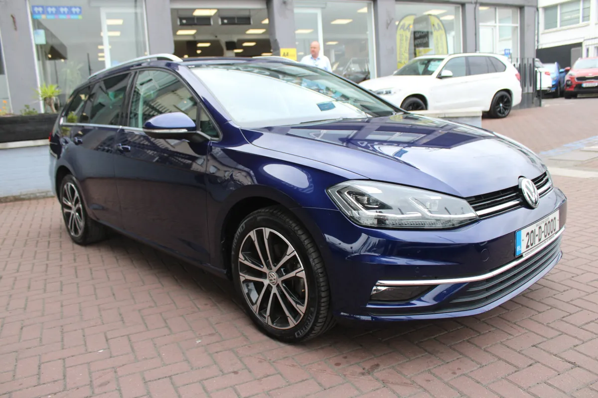 VOLKSWAGEN GOLF 2.0 TDI COMFORTLINE PLUS 5DR ESTA - Image 2