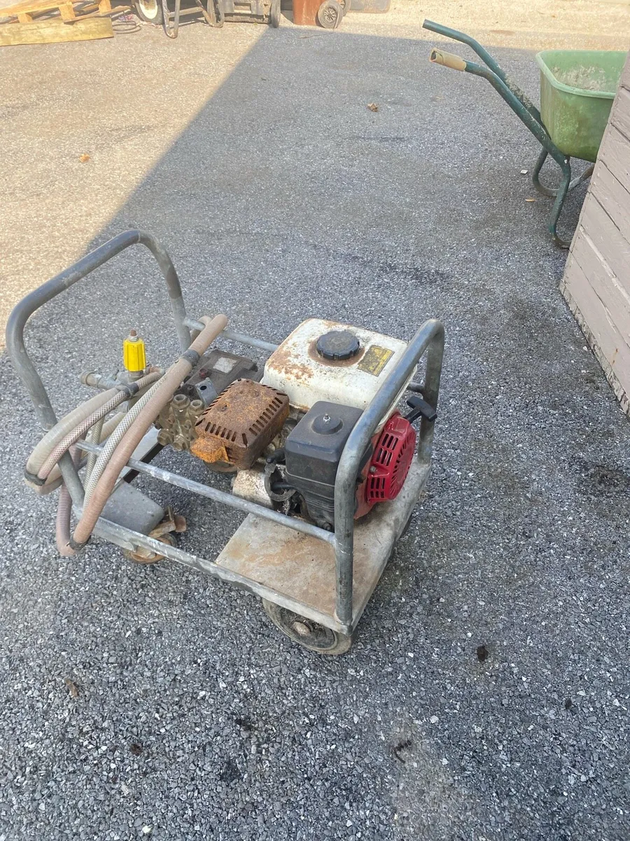 Power washer for sale - Image 3